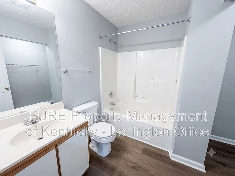 1034 Marshall Park Dr — Photo 13