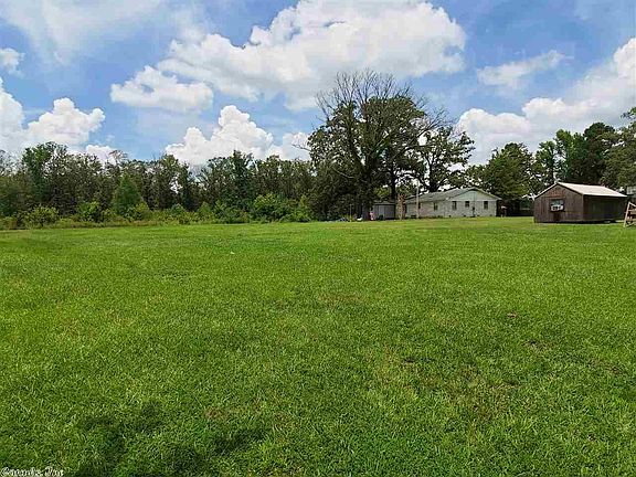 2nd image of 489 Grant 10