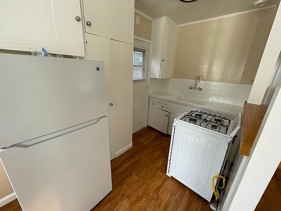 2nd image of 5018-5024 1/2 Cape May Ave #5024