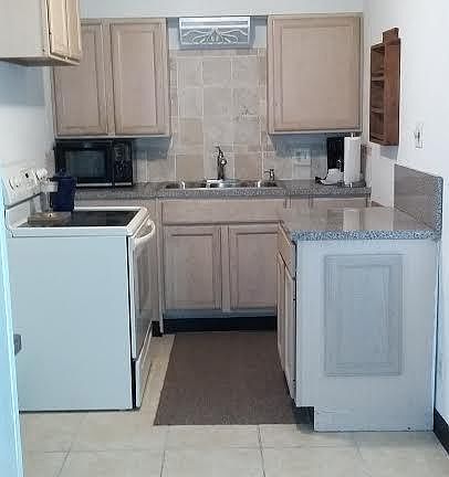 2nd image of 8020 Free Ave