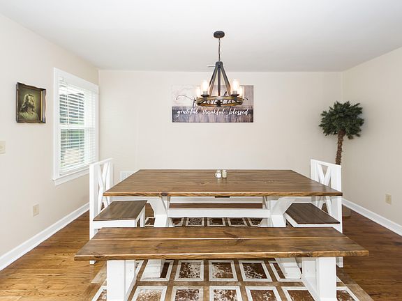 4th image of 103 Dove Ln