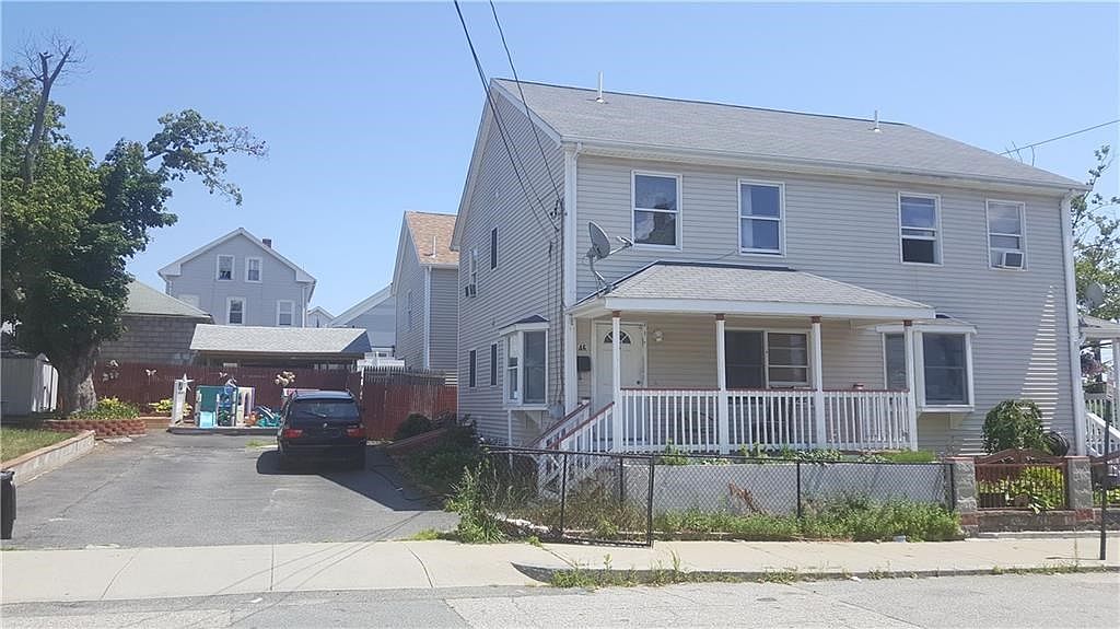 46 Calder St, Providence, RI 02907 Zillow