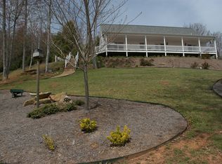 30 Splendor Rdg, Waynesville, NC 28785