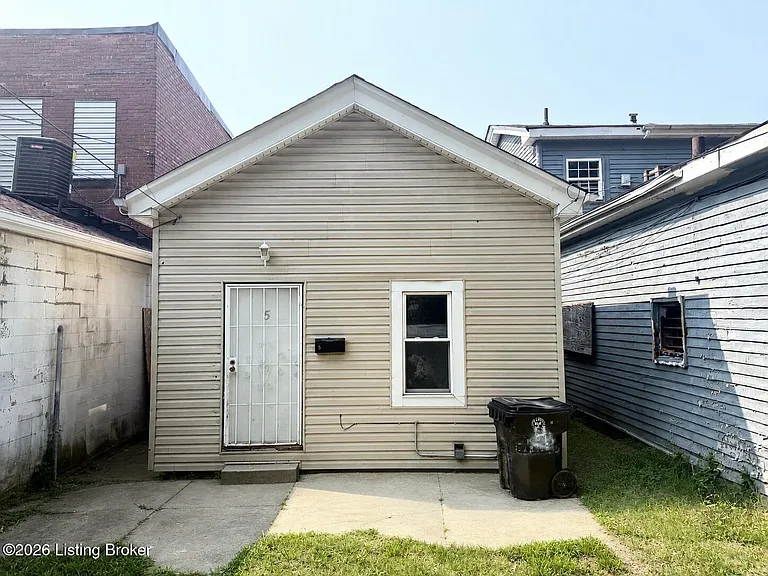 3319 W Market St #2 — Photo 5