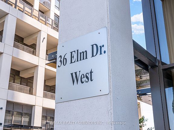 4th image of 36 Elm Dr W #2909
