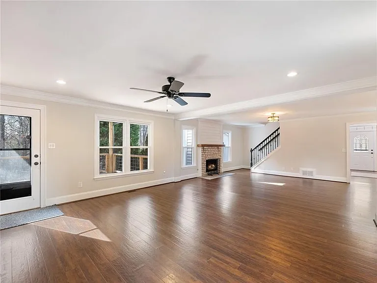 3965 Hamilton View Way — Photo 19