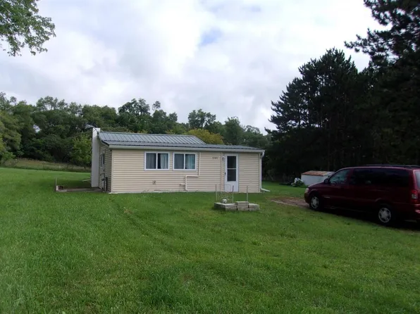 5780 Half Moon Dr, Lake, MI 48632