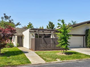2471 Sharon Oaks Dr, Menlo Park, CA 94025