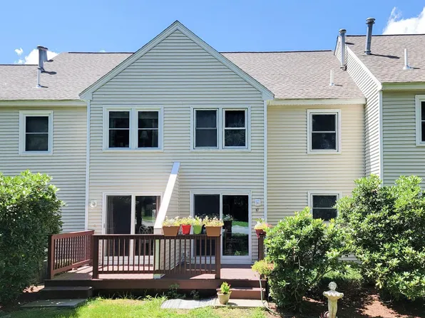 41 Gleneagle Drive, Nashua, NH 03063