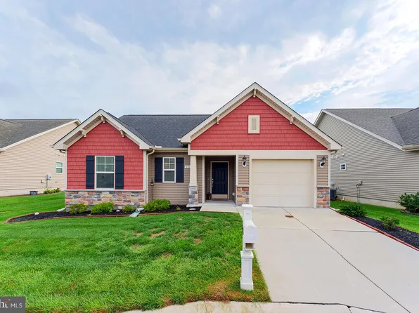 135 Casselberry Ln, Dover, DE 19904