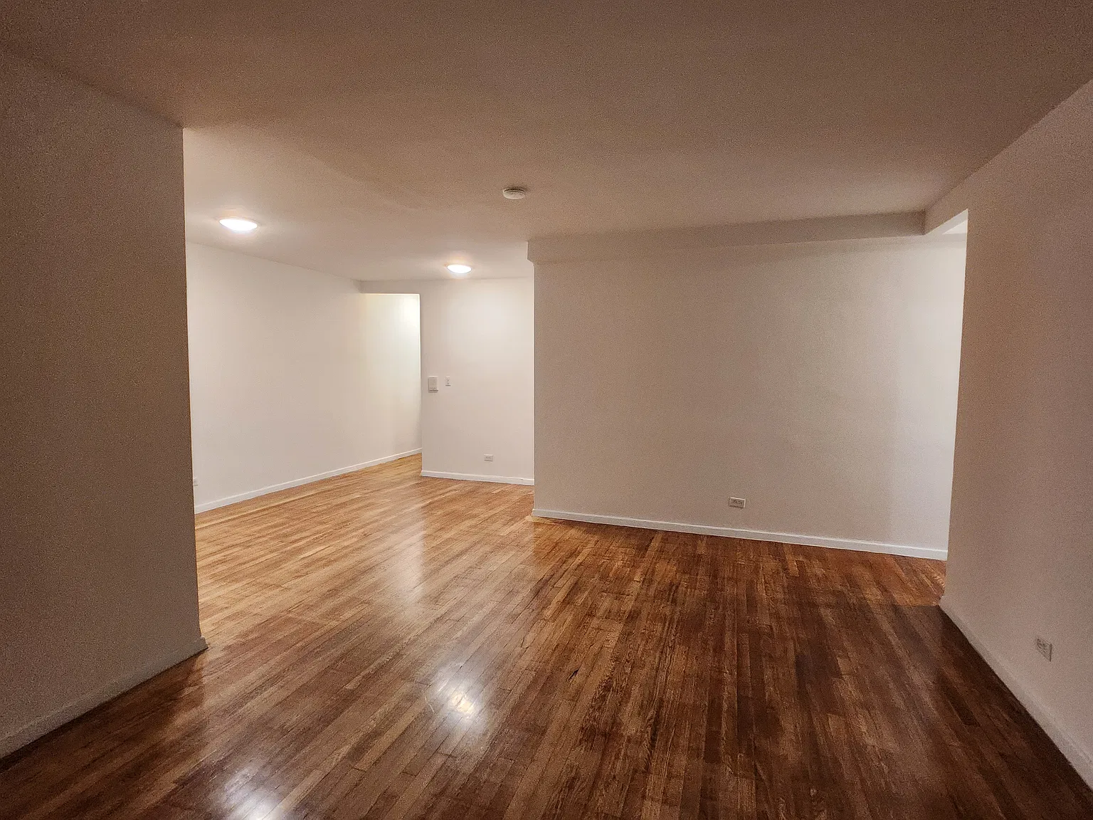 510 Riverdale Ave — Photo 3
