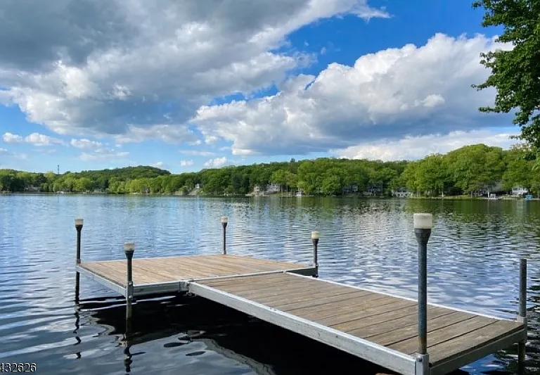 1 Beaver Ter — Photo 1