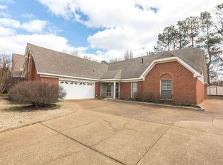 8485 Buckhurst Rd, Cordova, TN 38016