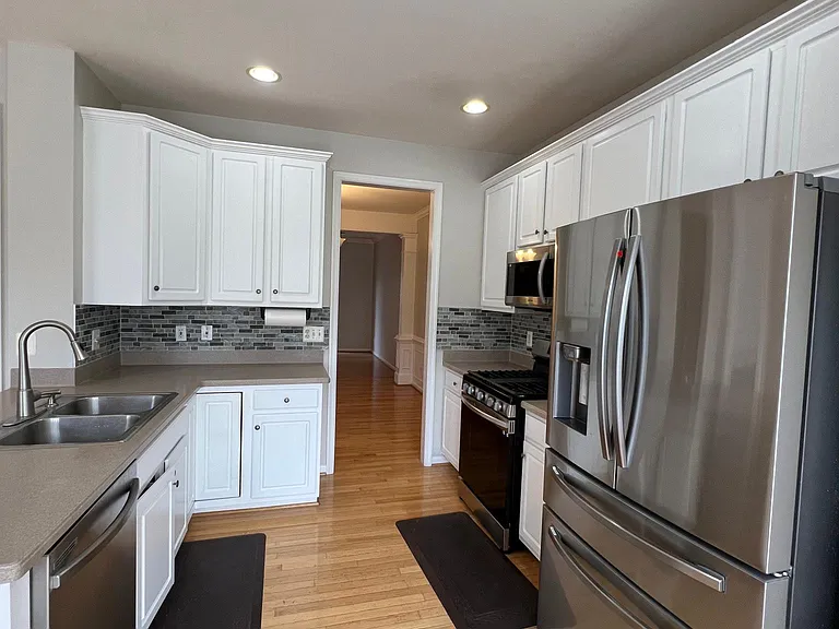 4091 Oak Village Ldg — Photo 14
