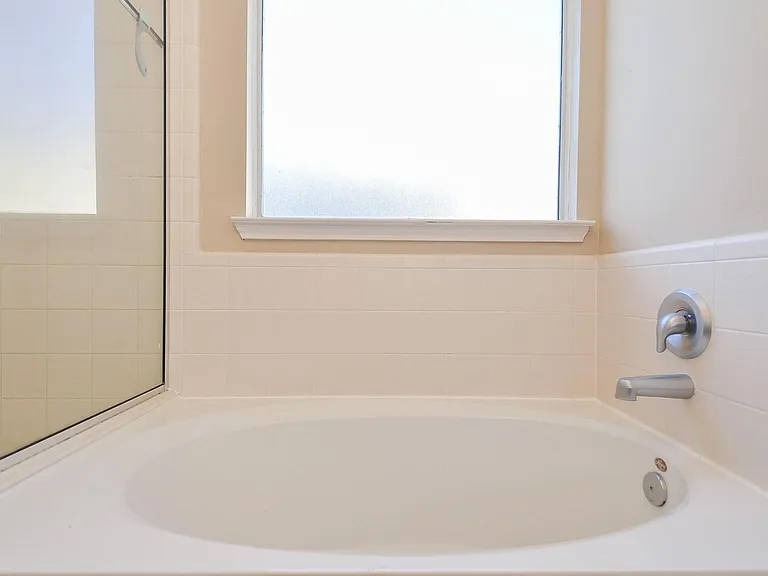 4126 Barossa Valley Ln — Photo 24
