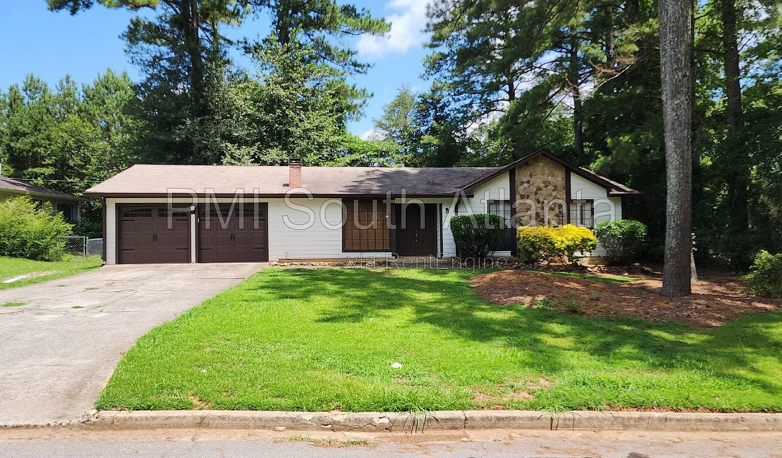 3 bed, 2.0 bath, 1308 sqft, $1,575 — Photo 1