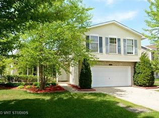 4975 Essington Ln, Hoffman Estates, IL