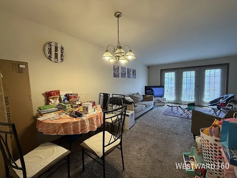 4120 Williamsburg Ct #302 — Photo 4