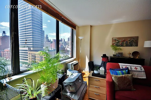Rented by Corcoran | media 22