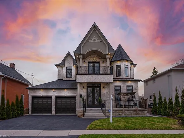 23 Hillcrest Ave, Brampton, ON L6W 1Y7