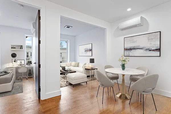 Rented by Safdie Realty Group | media 44