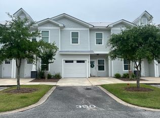 350 Date Palm Ln #350, Freeport, FL 32439