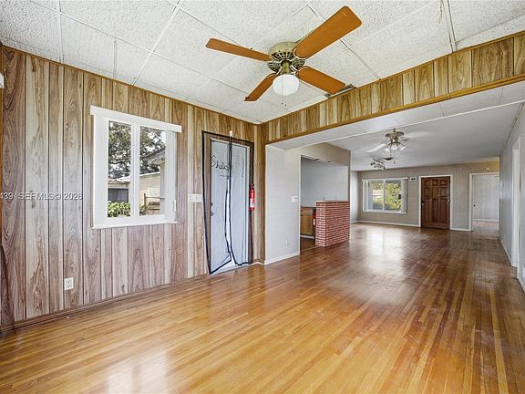 5th image of 2300 N 57th Ter
