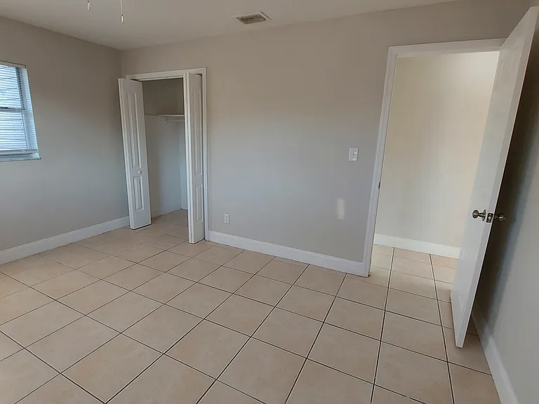 16860 Juanita Ave #B — Photo 7
