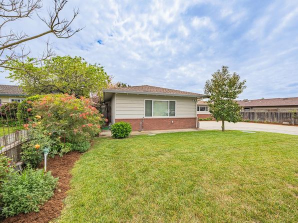 29 Karen Dr, Watsonville, CA 95076