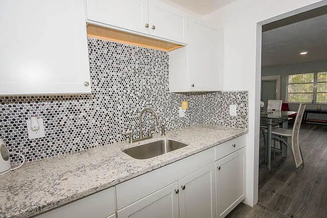1 bed, 1.0 bath, 648 sqft, $1,650 — Photo 4
