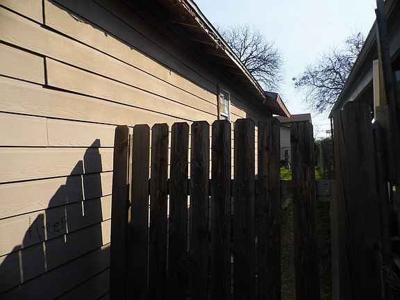 2nd image of 830 Brighton