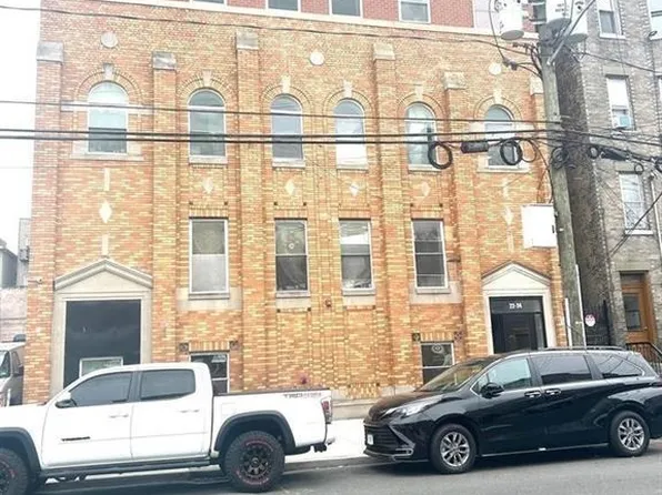 22 Liberty Ave #2D, Jersey City, NJ 07306