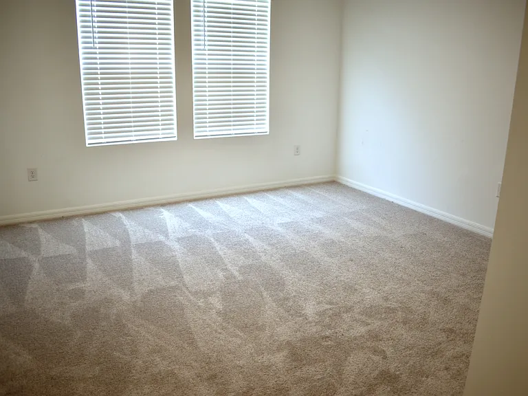 2942 Canary Ave — Photo 8