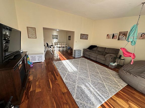 2nd image of 808 Woodwind Ct