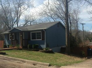 1003 S 6th St, Ozark, MO 65721