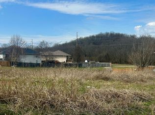 4497 N Toby Avenue, Springfield, MO 65803