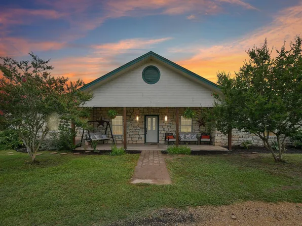 4014 Fm 713, Lockhart, TX 78644