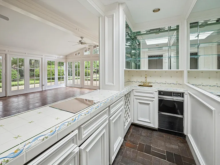 626 Rocky River Rd — Photo 15