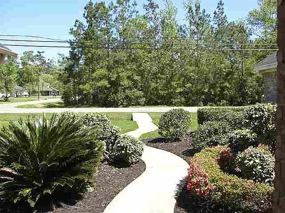 4th image of 11154 Greenwood Pl