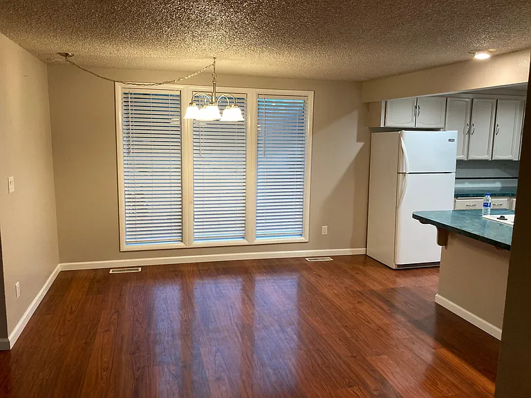 10188 Cherry Ln — Photo 22