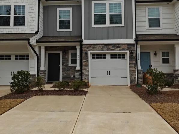 1036 Pickering Pl, York, SC 29745