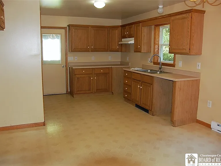 2656 1/2 Horton Rd — Photo 9