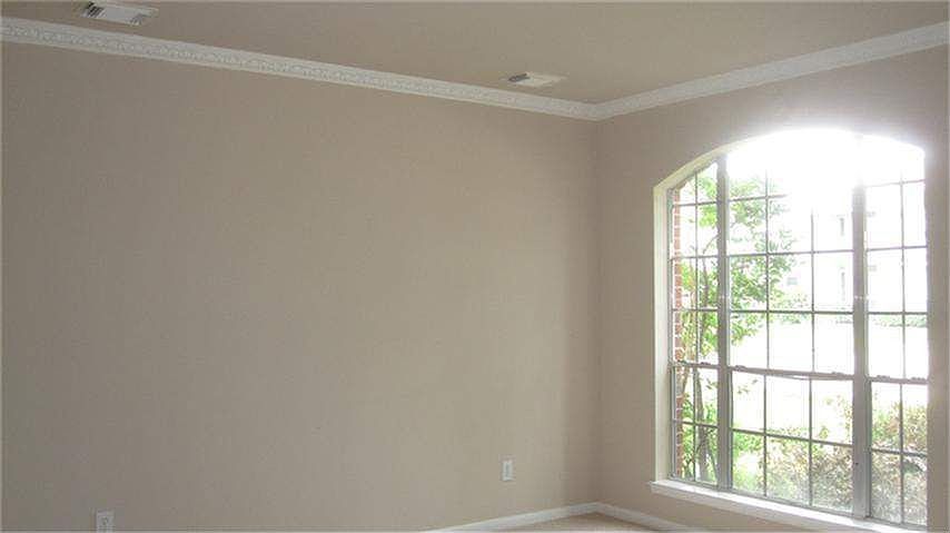 2nd image of 415 Overland Park Dr