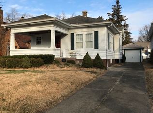 1533 W Cook St, Springfield, IL 62704