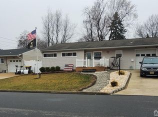 21 Columbia Rd, Old Bridge, NJ 08857