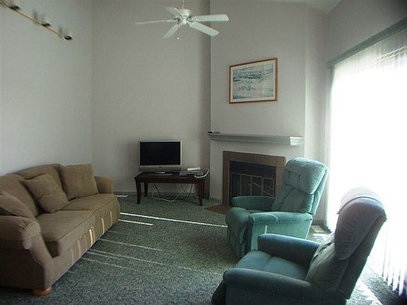 4th image of 111 Easterly Dr