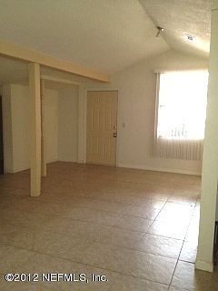 4th image of 113D Suzanne Ave