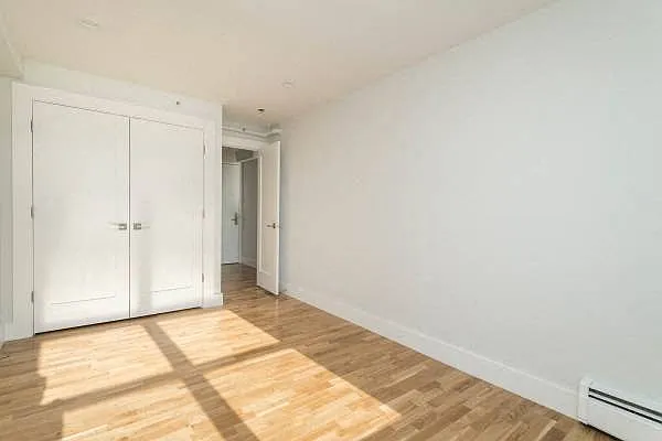 Carson Tower — Photo 15