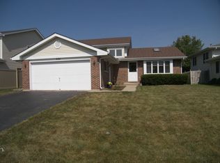 522 Quigley St, Mundelein, IL 60060
