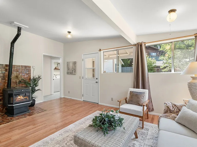 205 Apple Knl — Photo 17
